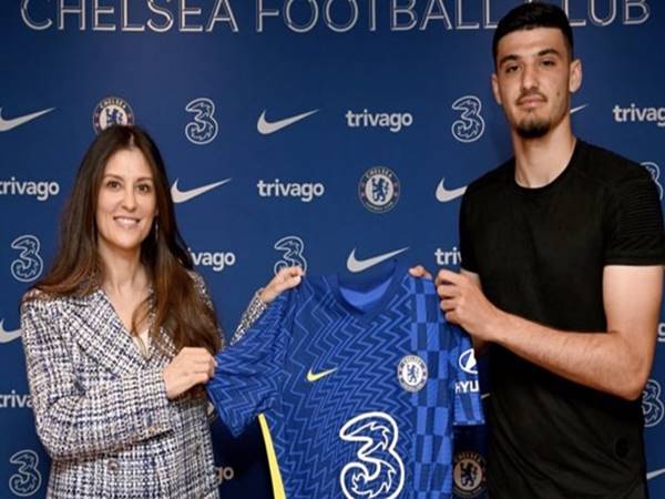 Chuyển nhượng BĐ Anh 23/6: Chelsea công bố bản hợp đồng đầu tiên
